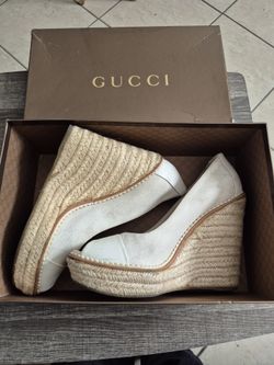 Womens Gucci heels size 8