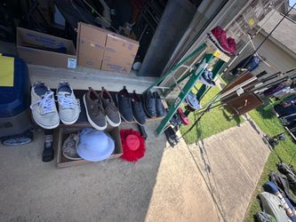 Yard sale: 8623 Brisa Royale SATX 78251