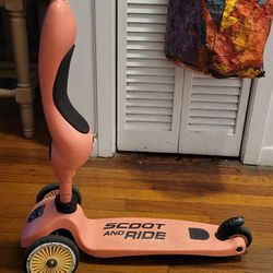Scoot & Ride + Giro Helmet