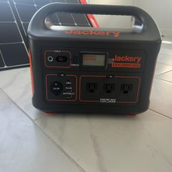 Jackery  Explorer 1000