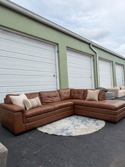 FREE DELIVERY‼️ Leather L-Shape Sectional