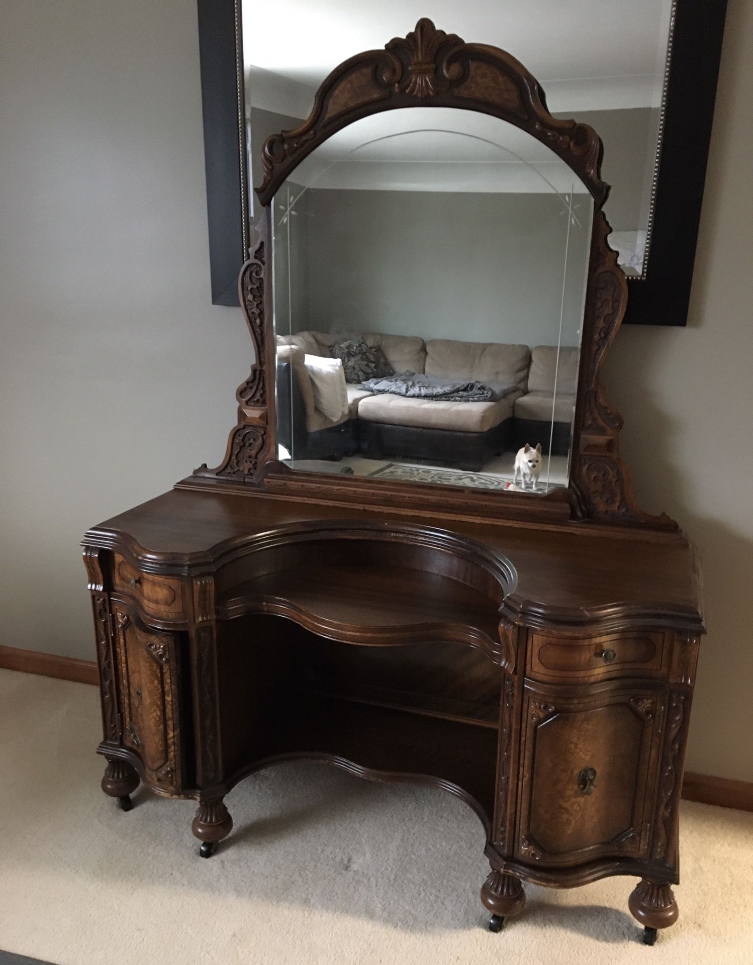 Antique Ornate Vanity Solid Wood