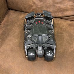 VINTAGE 2005 Batman Begins Electronic Batmobile Tumbler - Mattel