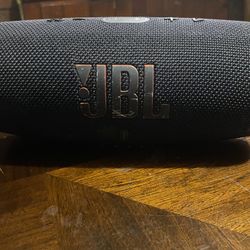 JBL charge 5 