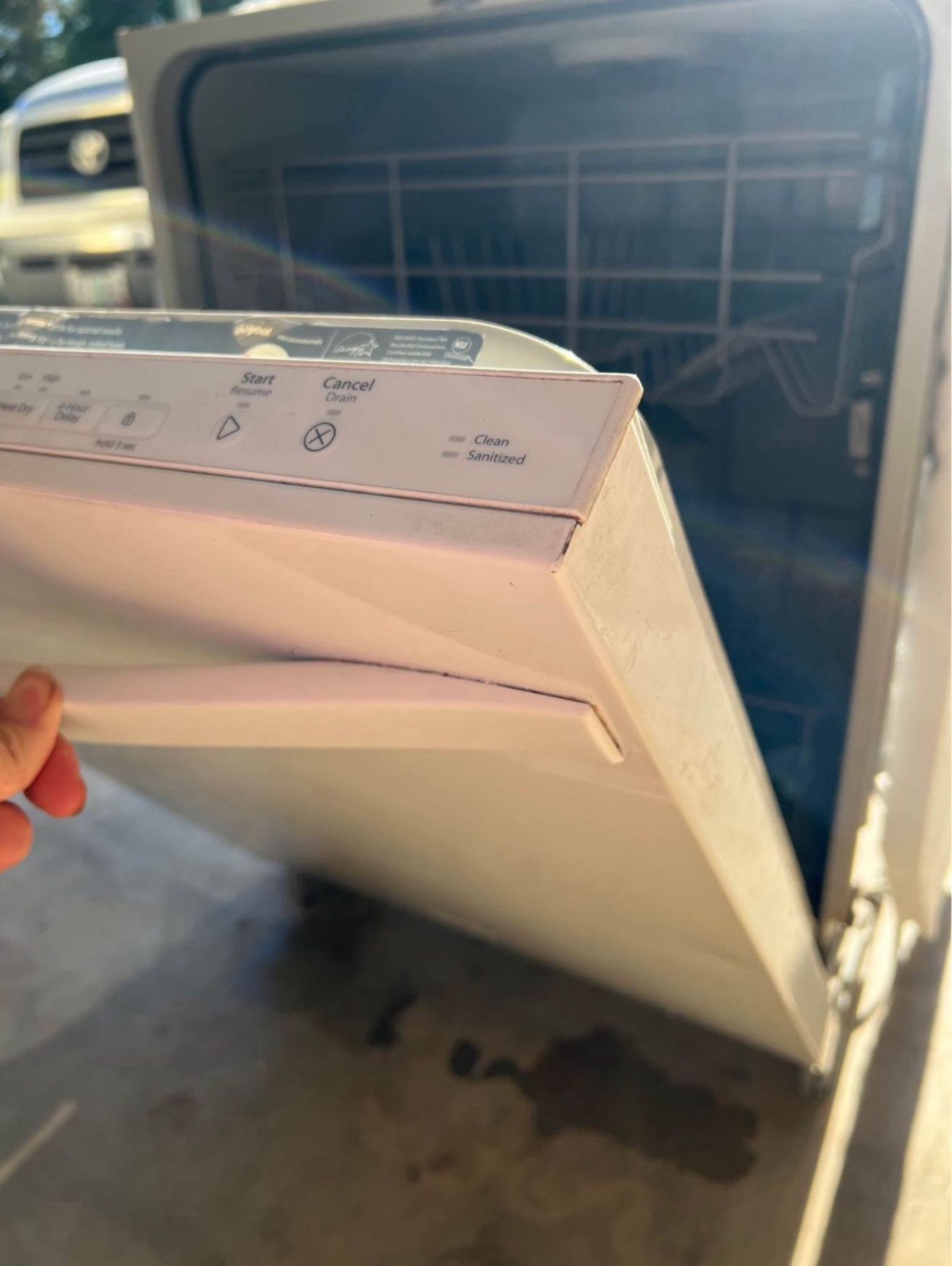 Whirlpool Dishwasher