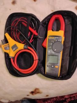 Fluke 376FC True RMS AC/DC Clamp Meter