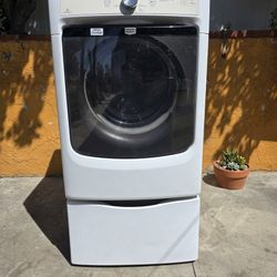 Maytag Drying Machine