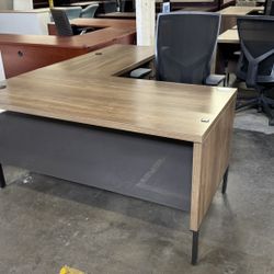 Steelcase L-shape Desk 
