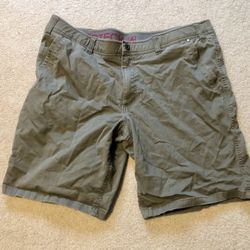 Men’s Swiss Tech Shorts