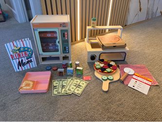Pizza play station and Toy Vending Machine
