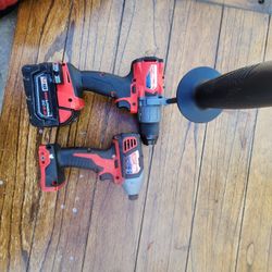Milwaukee Fuel Drill And Driver 