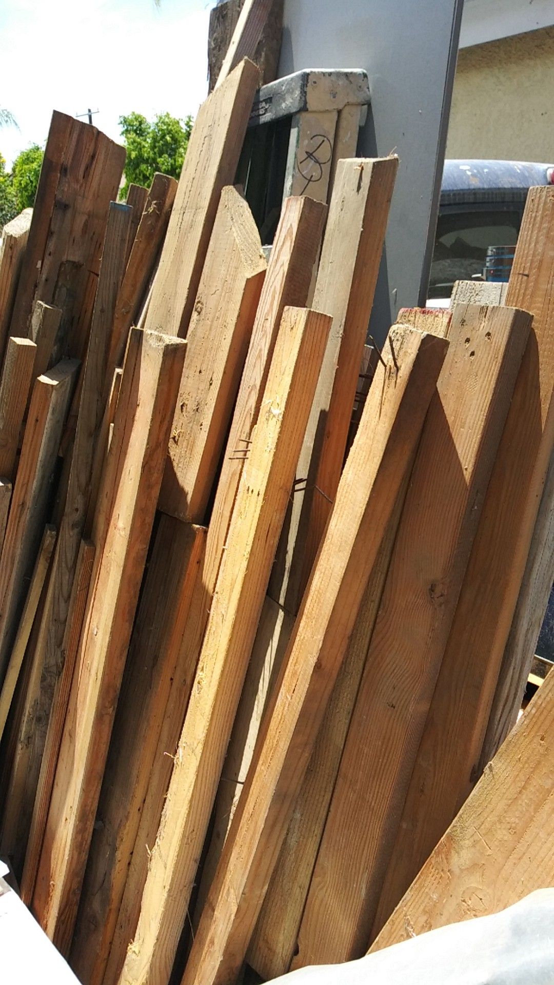 Used wood for construction 2x4,12x2. ,6x2 small pieces ideal for concrete lay don