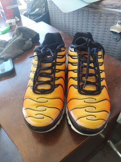 Vendo bonitos tenis nike zize 8