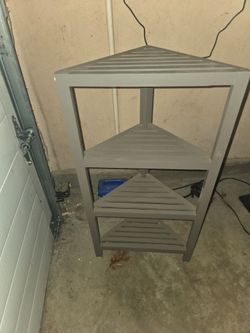 Corner stand (small)