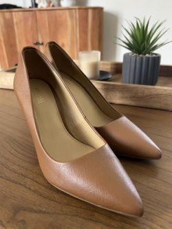 dorothy flex leather pump luggage