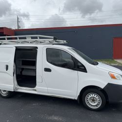 2017 Nissan NV 200 