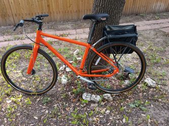 Roll hybrid commuter bike