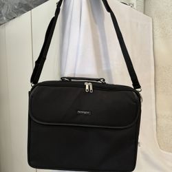 👨‍💻 Laptop Bag Never Used - Tag Still Attached 