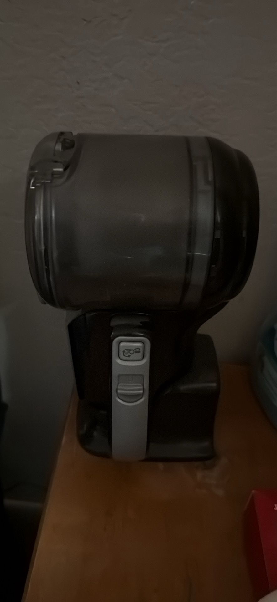 BLACK+DECKER dustbuster PIVOT VAC Handheld Vacuum Cordless