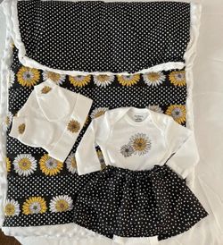 Handmade Baby Set (Girl)