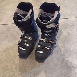 Women’s 24.5 Technica Ski Boot