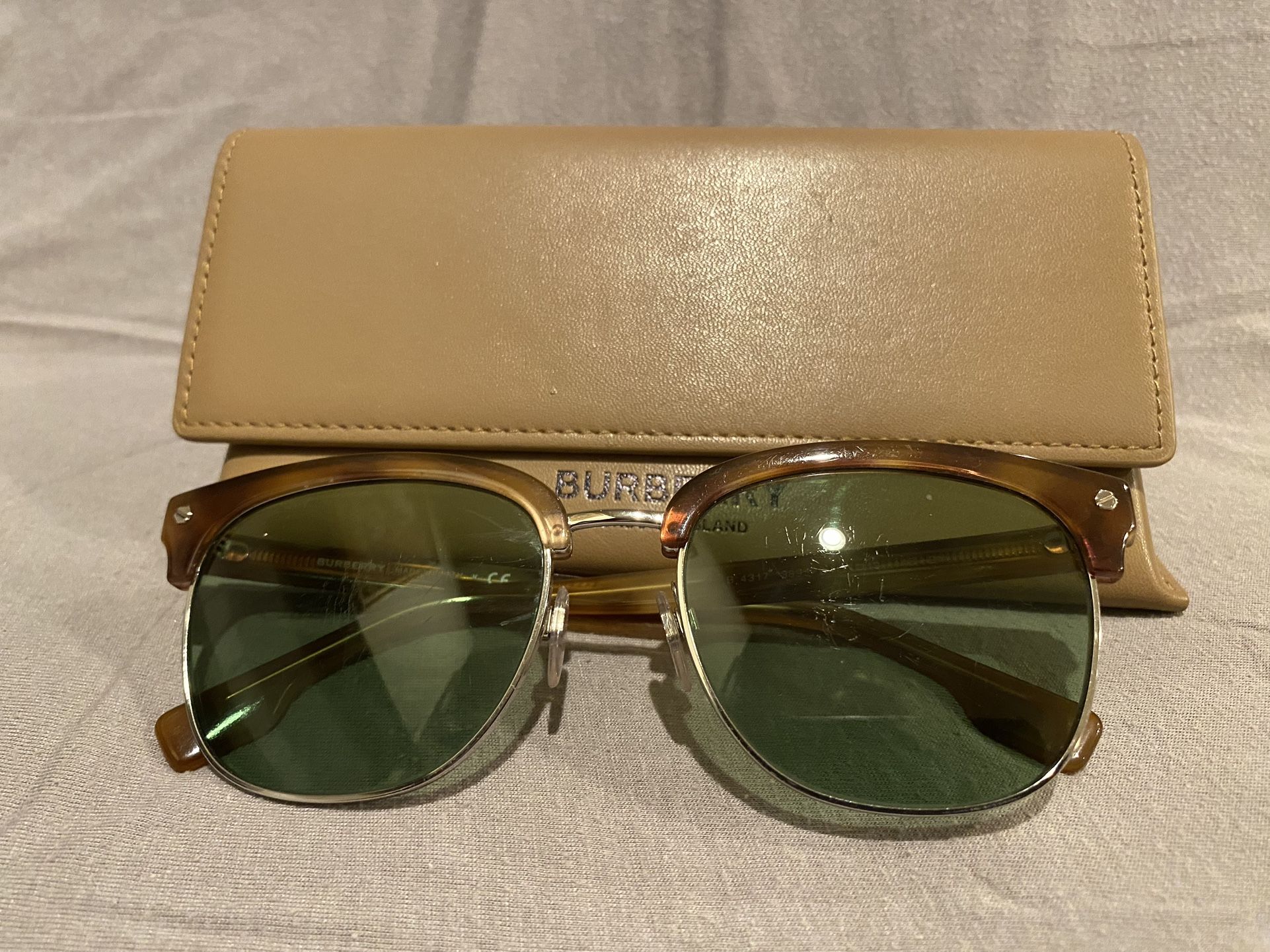 Burberry Sunglasses B4317Havana 50/50 Clubmaster Look