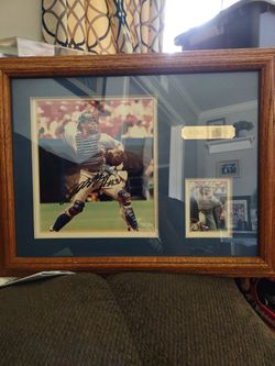 Framed Mike Piazza Signed Photo With Card