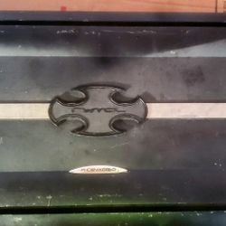 Pheniox Gold Ryval V8001 Amplifier 