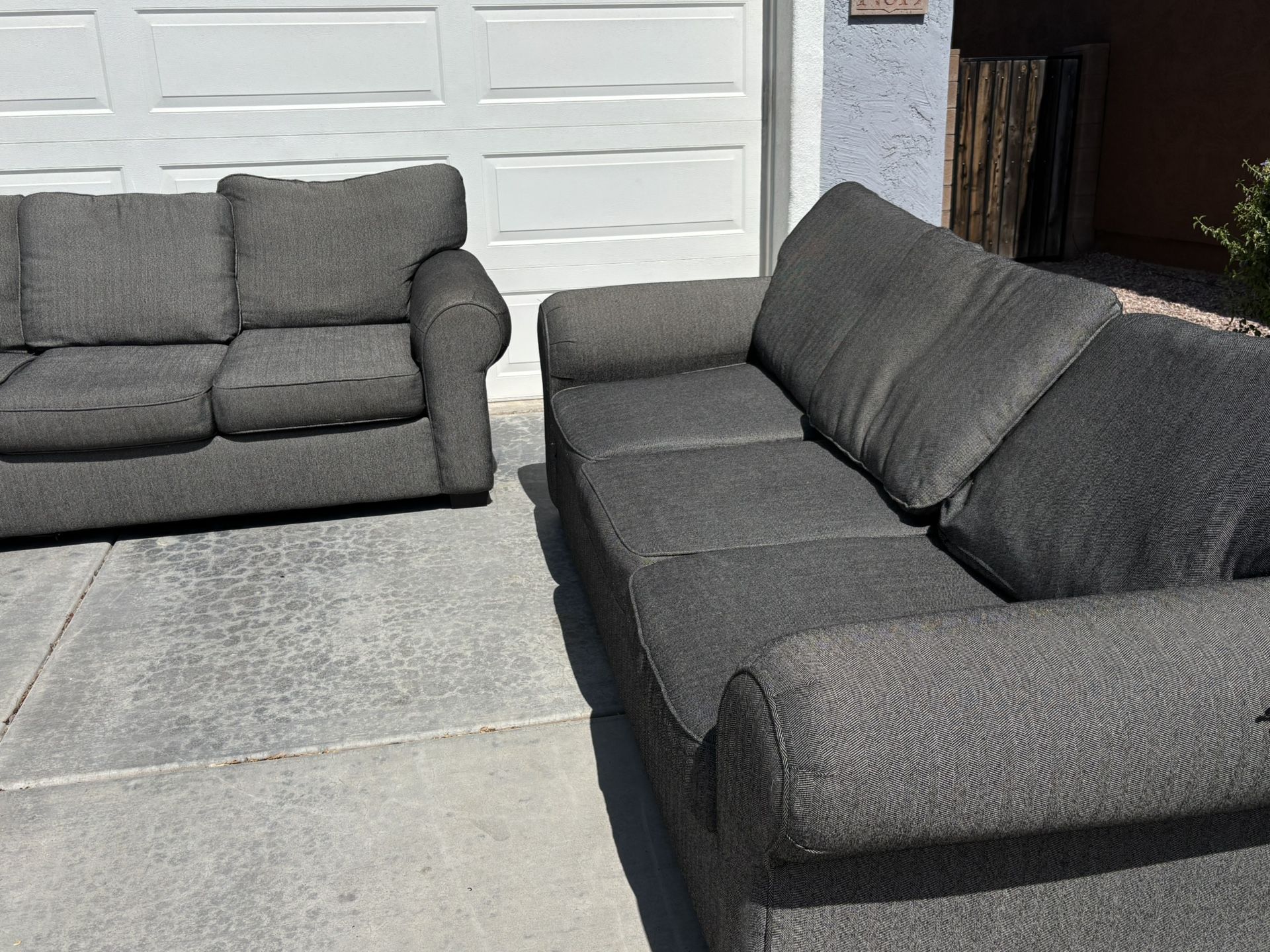 Grey Sectional In Good Condition (delivery Available