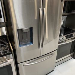 Samsung Stainless Steel 27 Cu. Ft. 3-Door French Door Refrigerator With External Water & Ice Dispenser