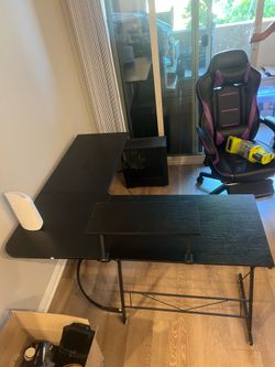 Black L shaped Desk
