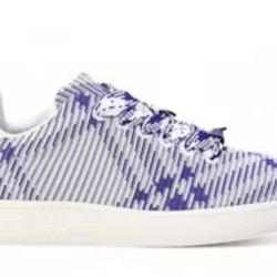 Berberry Shoes 