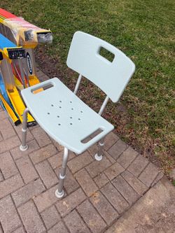 Shower Chair with Back and Adjustable Legs