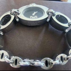 Dolce&Gabanna Sterling Silver Side Facing Watch-Be The Conversation Piece💋