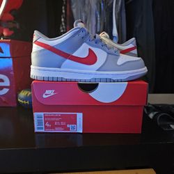 NIKE DUNK LOW 
