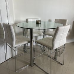  5 pieces Round Dining Table Set, Tempered Glass Kitchen Dining Table, And 4 Pieces Artificial Leather Chairs, Modern Dining Table Set For Kitchen Fur
