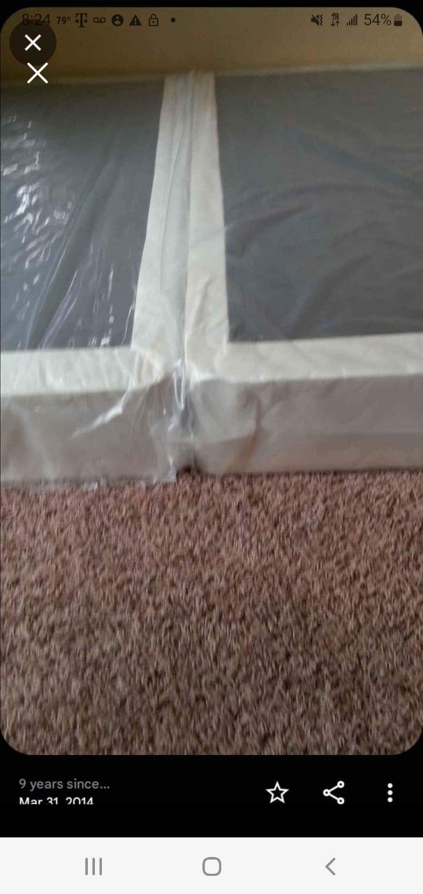 King size 2 box spring can  deliver 