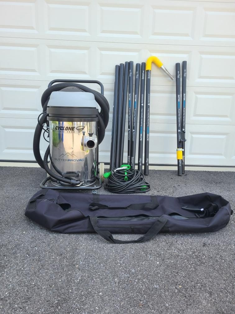 Cyclone Triple 3600 20 Gallon Gutter Vacuum, 40 Foot Carbon Gutter Poles, Pole Bag and Inspection Camera Kit