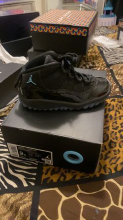 All size 9c authentic brand, Jordans nikes Kurt Geiger 100 for all 25 each