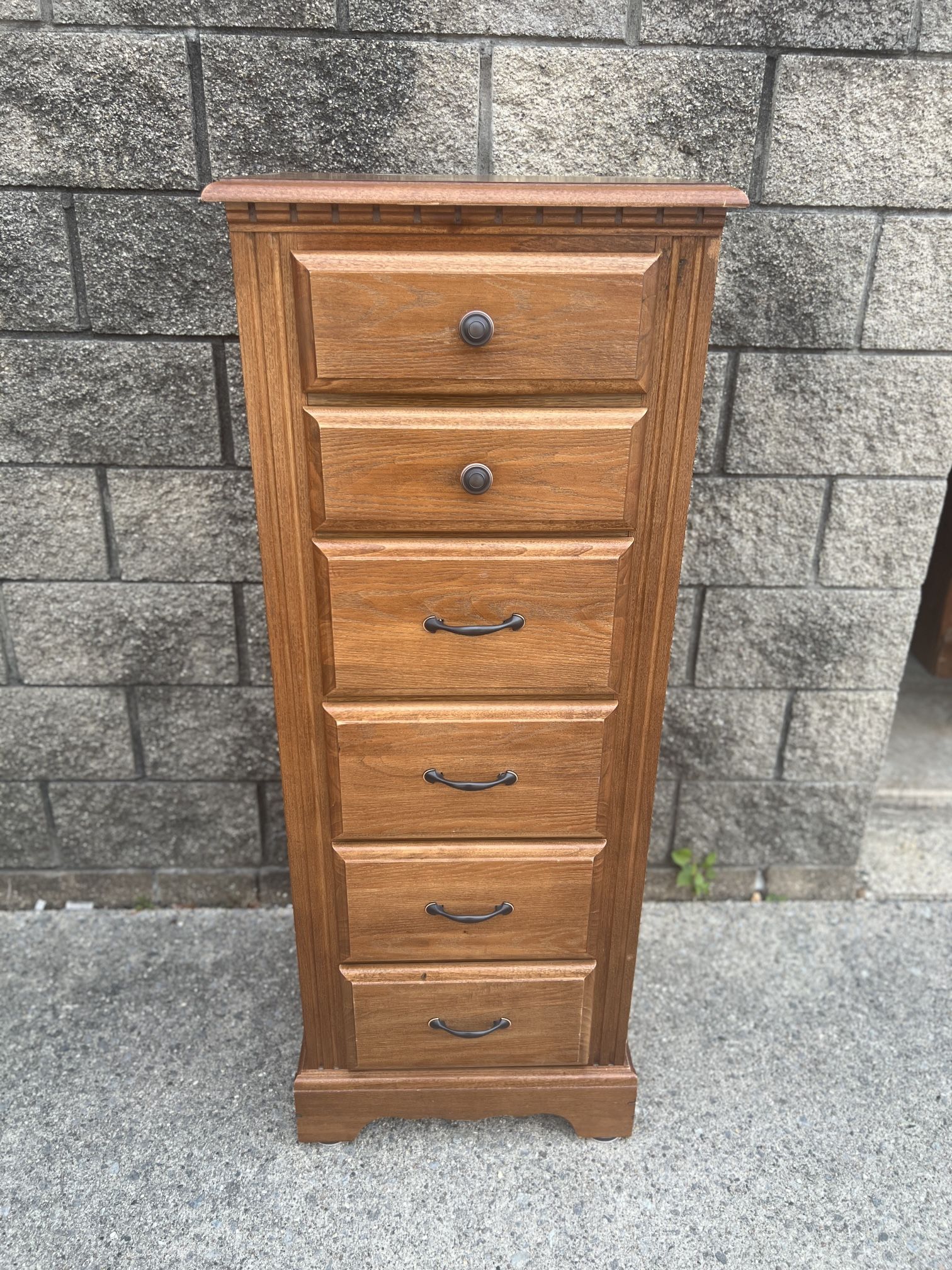 Broyhill 6 drawer lingerie chest 