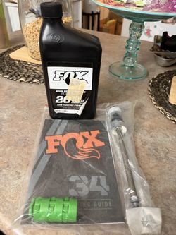 ~ BRAND NEW FOX 34 FORK SHAFT W/FOX 20 WEIGHT OIL ~