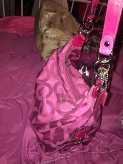 Authentic pink coach purse ✅ 👉👉👉👉