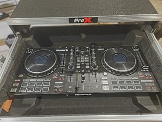 D.J. Equipment ! Retiring D.j.  Take The Whole Package