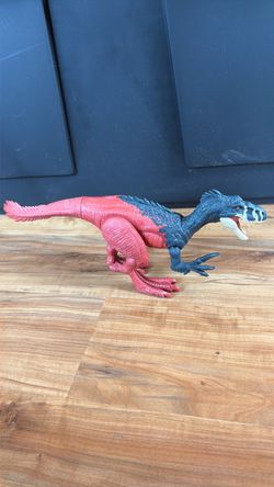Jurassic world Dominion megaraptor