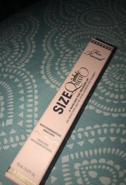 Too faced size queen mascara