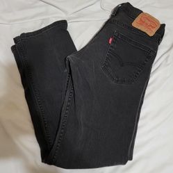 Levis