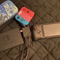 Nintendo Switch + Carrying Case