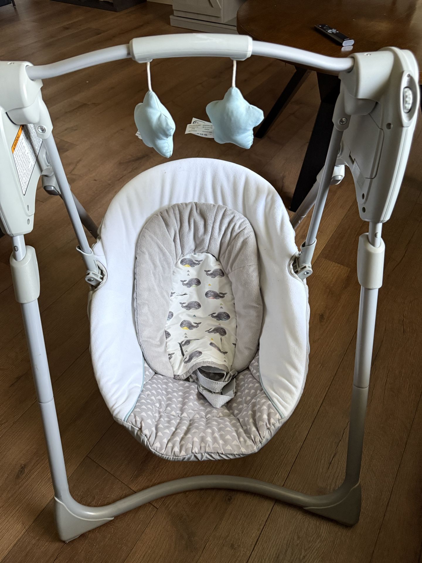 Graco Compact Baby Swing