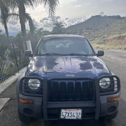 2003 Jeep Liberty sport 