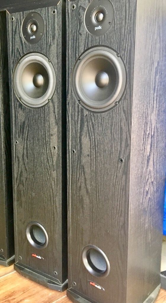 (2) POLK AUDIO R30 FLOOR STANDING/ TOWER SPEAKERS & (1) POLK SUB
